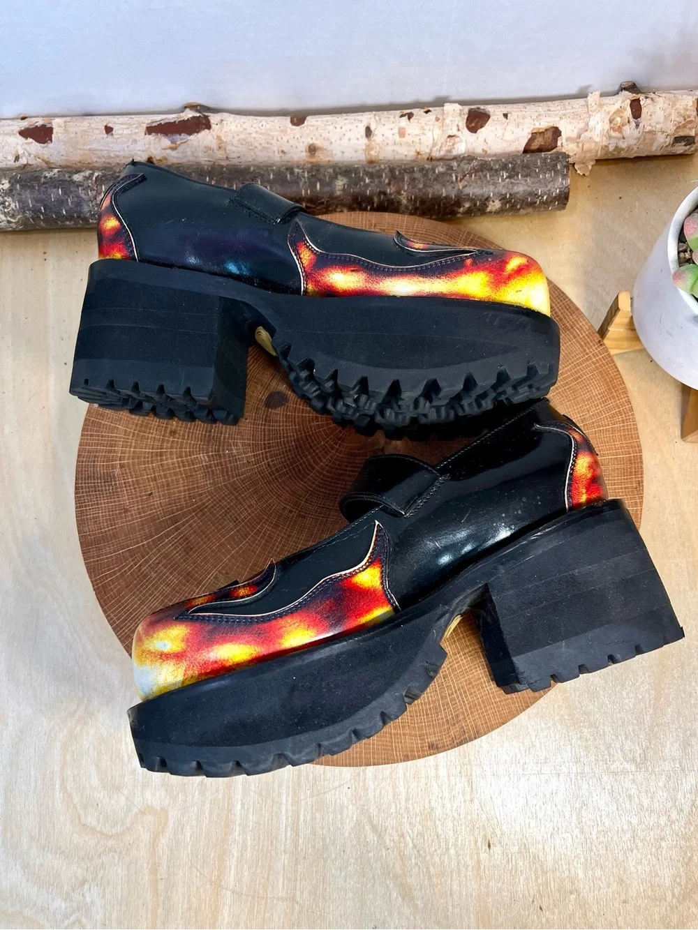 Vintage 1990s Muro Platform Mary Jane Shoes Black Orange Flames Size 5-5.5